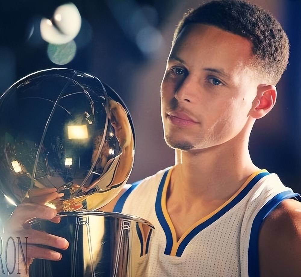 满怀激动地 满怀激动地