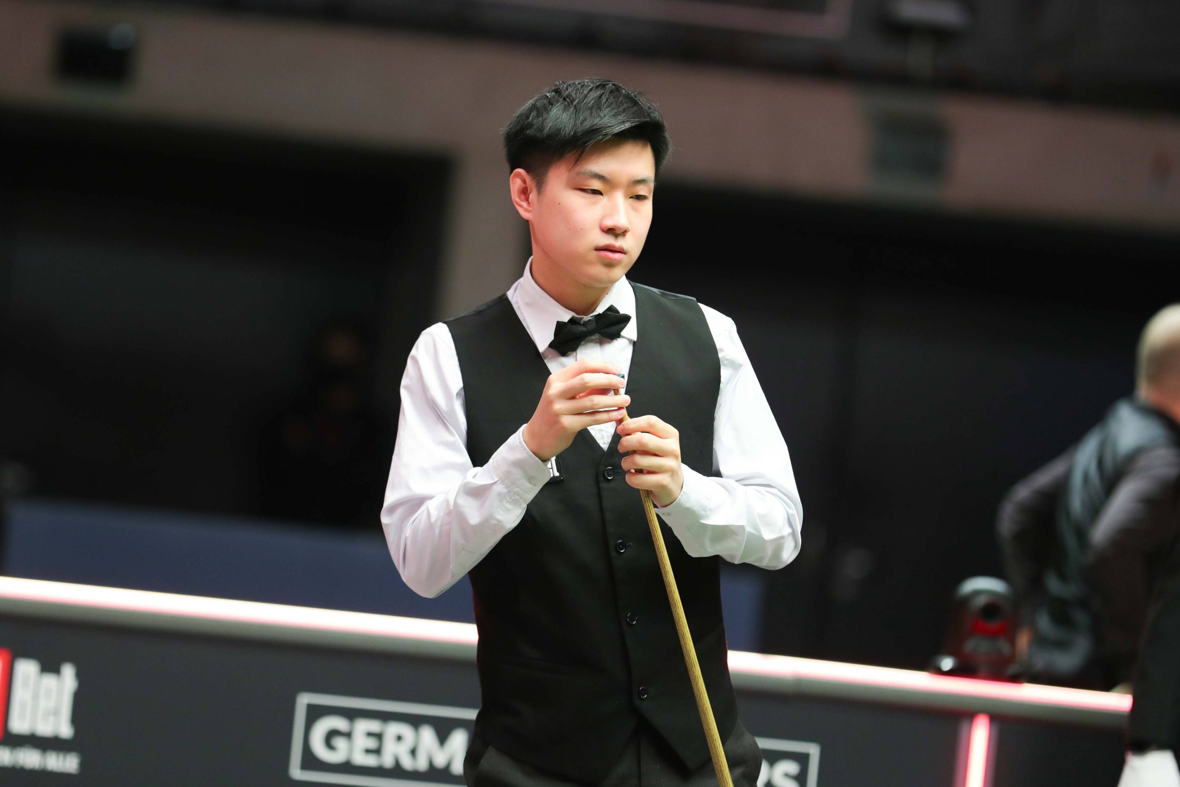 他取得了四 他取得了四